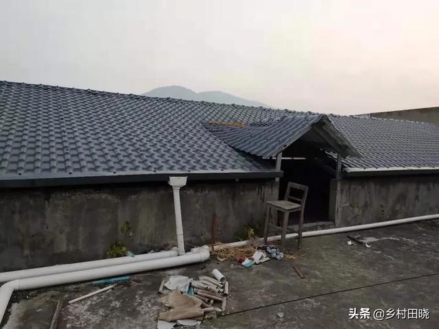 農(nóng)村自建房坡屋頂，用琉璃瓦還是樹脂瓦？看看內(nèi)行人的經(jīng)驗(yàn)分享