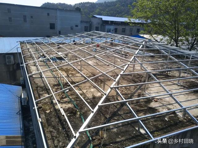 農(nóng)村自建房坡屋頂，用琉璃瓦還是樹脂瓦？看看內(nèi)行人的經(jīng)驗(yàn)分享
